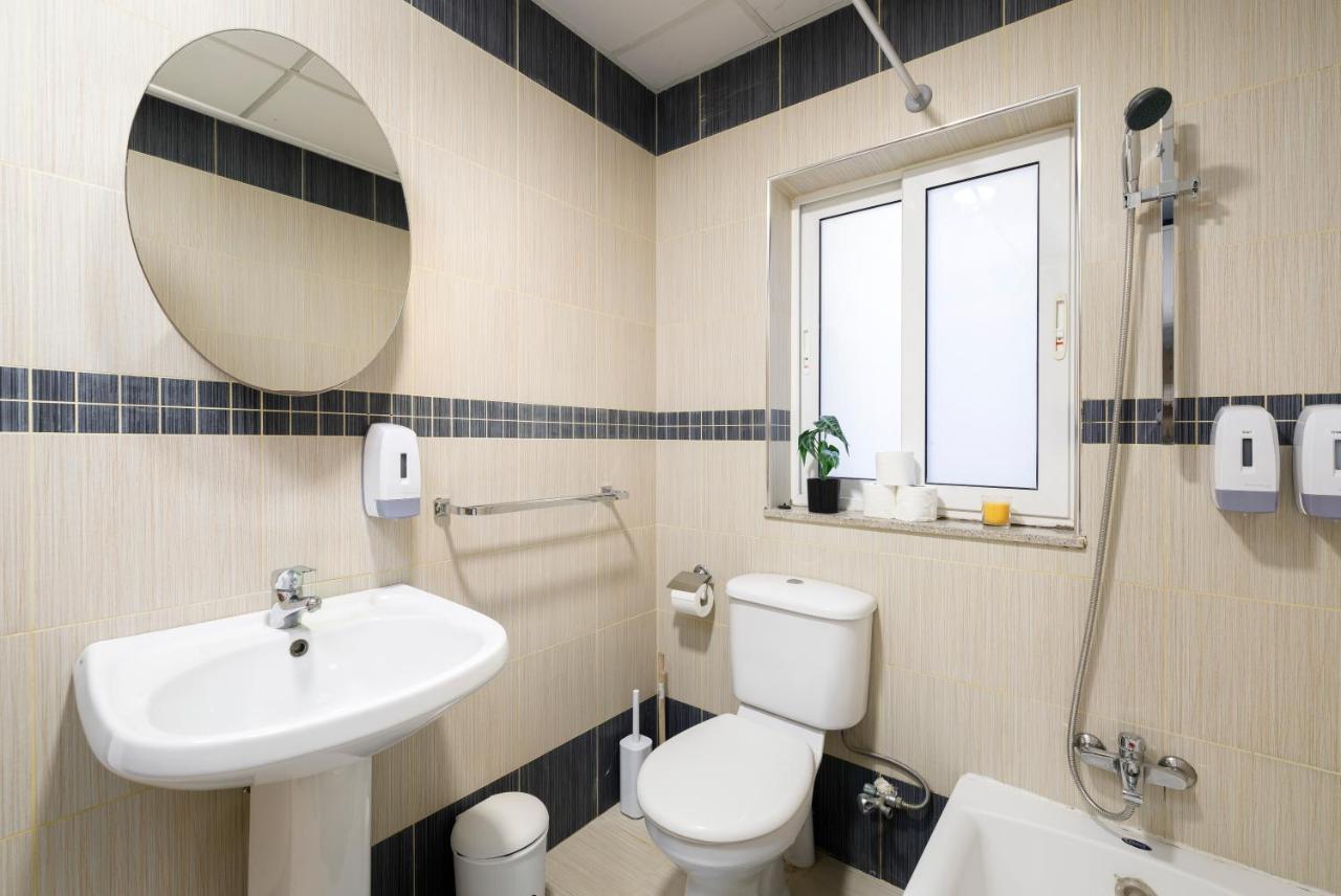 Hilltop - Stylish Comfort Living Close To The Sea, Bugibba Apartment *