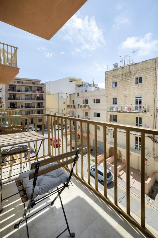 Apartment Hilltop - Stylish Comfort Living Close To The Sea, Bugibba