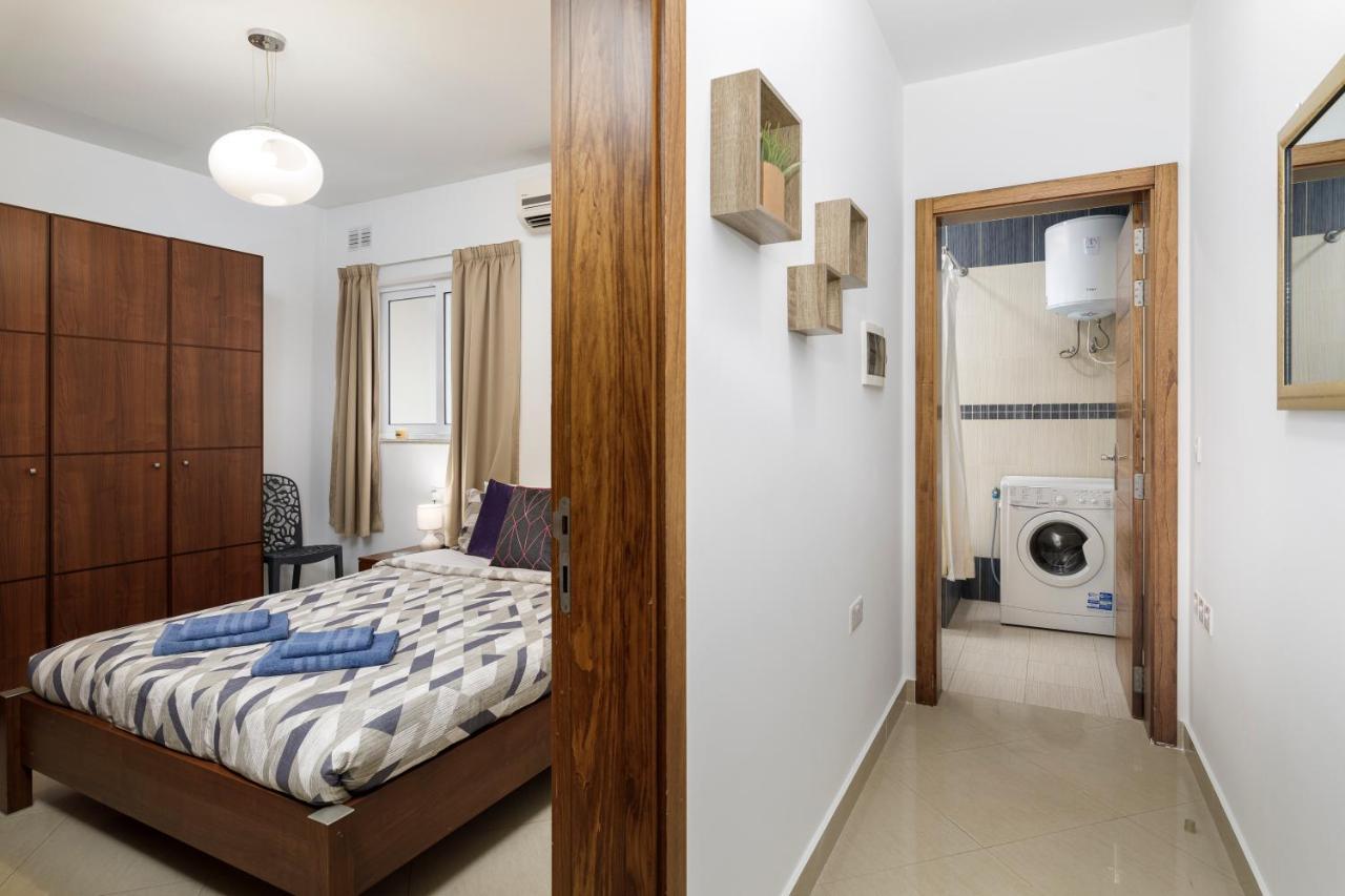 Hilltop - Stylish Comfort Living Close To The Sea, Bugibba Apartment St. Paul's Bay