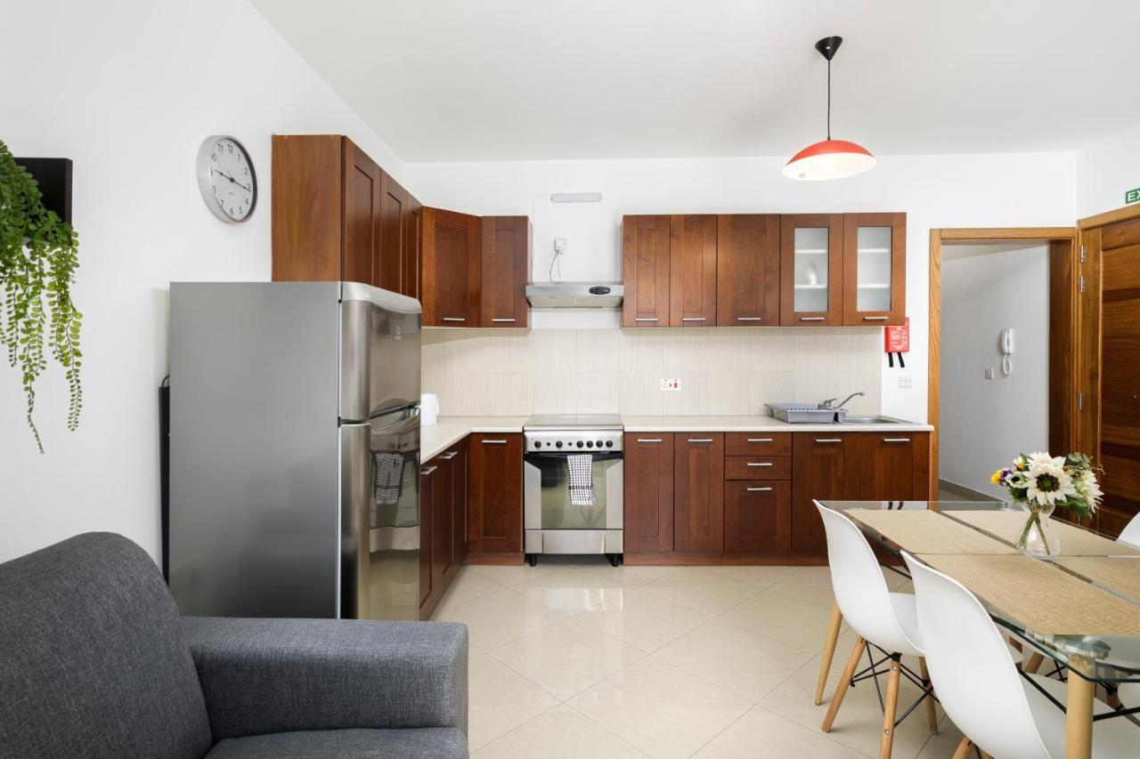 Hilltop - Stylish Comfort Living Close To The Sea, Bugibba * Сент-Полс-Бей